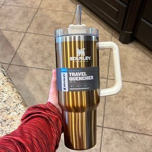 Stanley Tumbler Adventure Quencher 40 oz LE Golden Glass